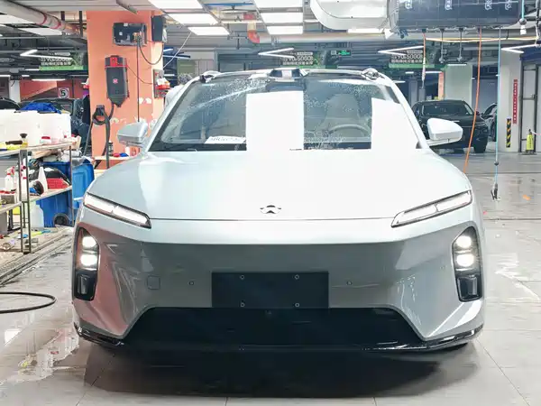 NIO ET5T 2025