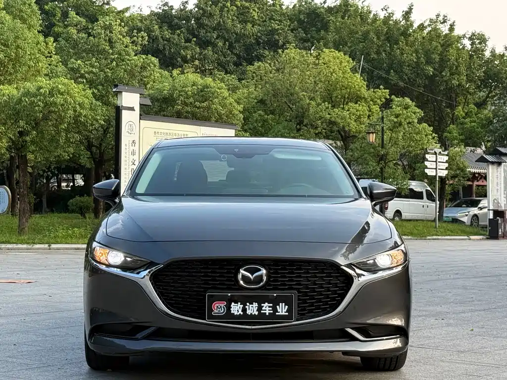 Mazda 3 Axela 2020