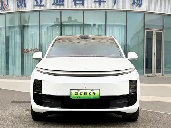 Li Auto L6 2024