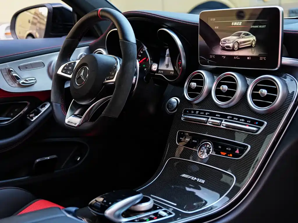 Mercedes-Benz C-Class AMG 2018 — фото 15