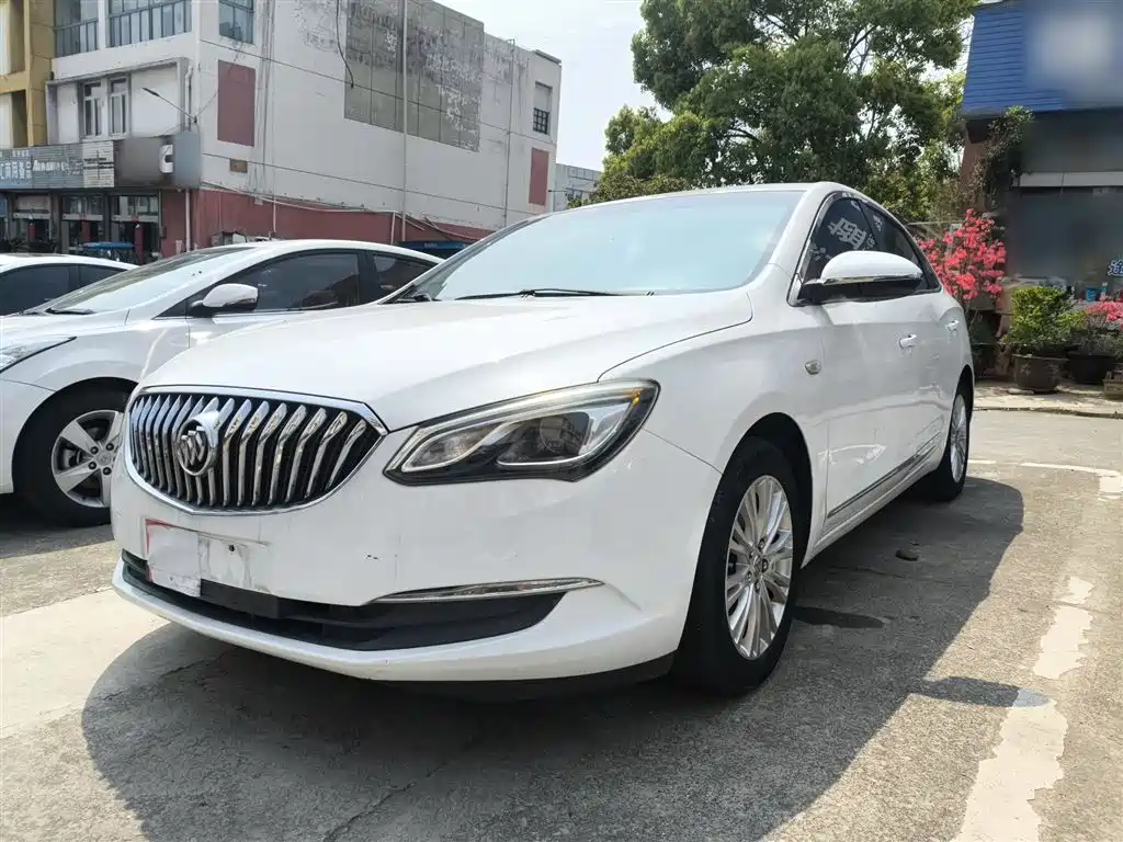 Buick Excelle 2015 — фото 2