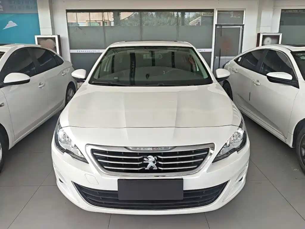 Peugeot 408 2015 — фото 3