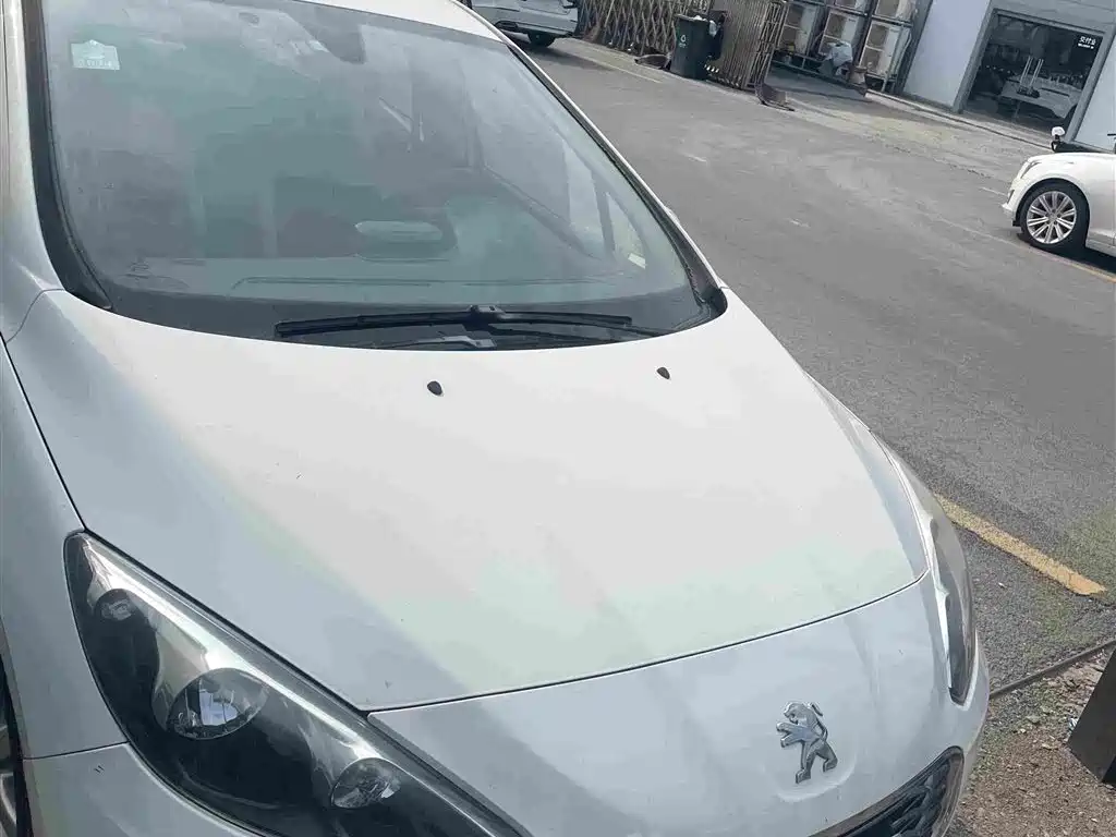 Peugeot 308 2014