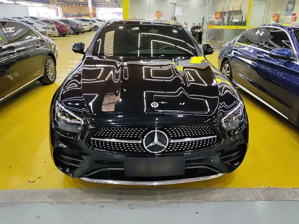 Mercedes-Benz E-Class 2022 — фото 19