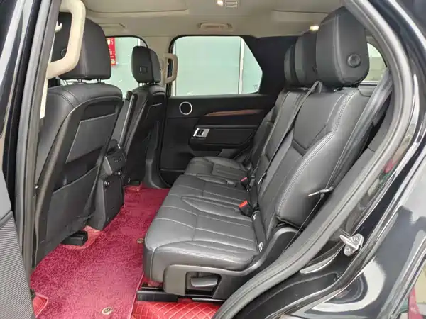 Land Rover Discovery 2018