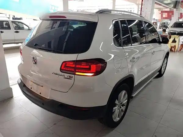 Volkswagen Tiguan 2014
