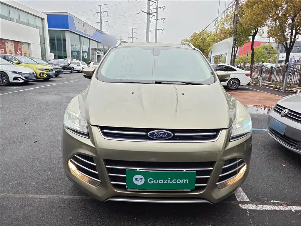 Ford Kuga 2015 — фото 3