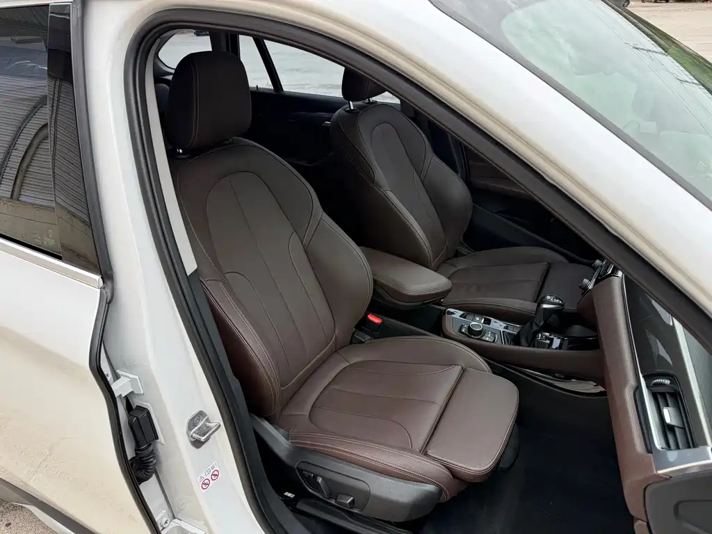 BMW X1 2018 — фото 16