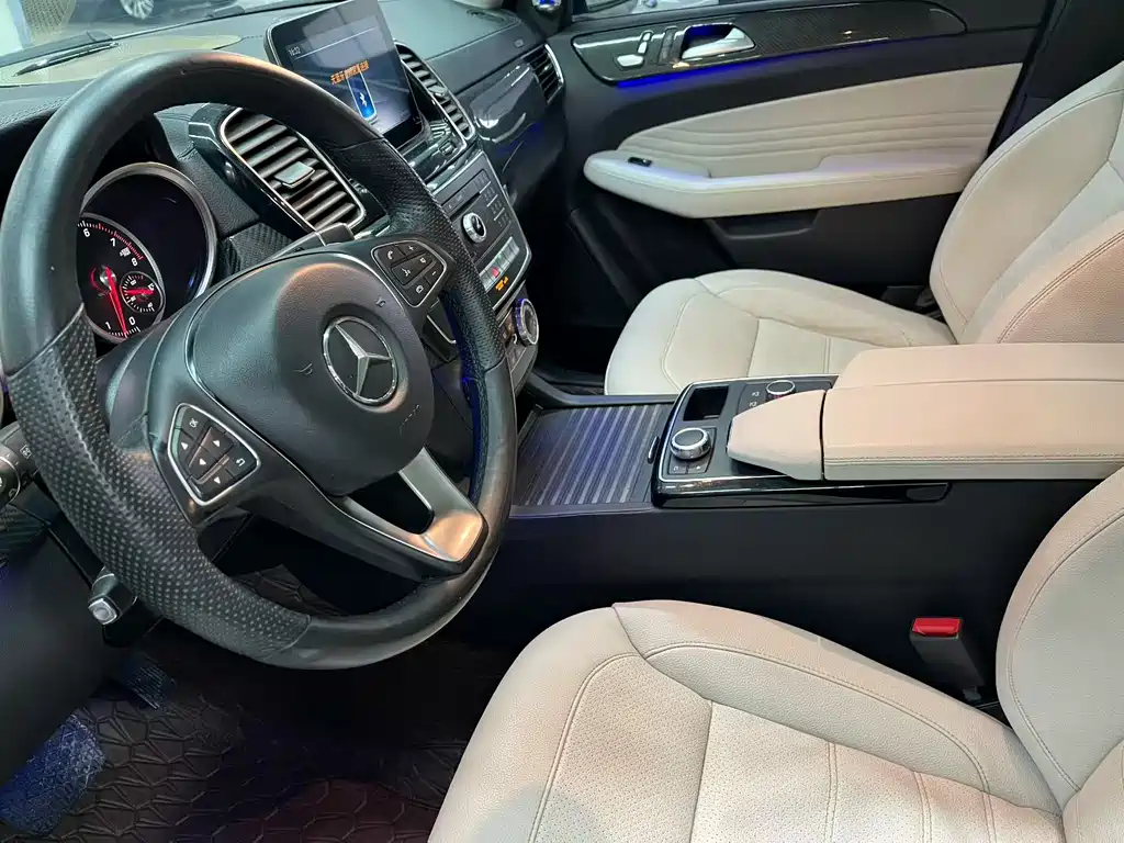 Mercedes-Benz GLE Coupe 2017 — фото 16