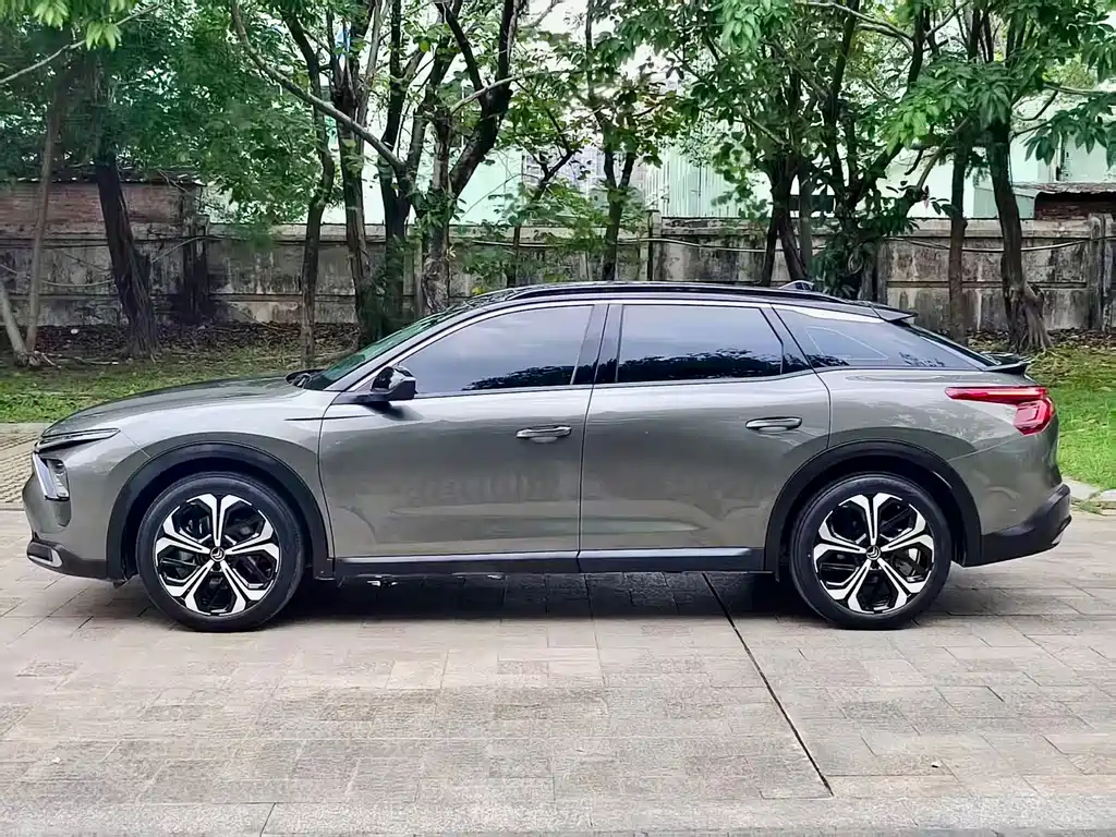 Citroen C5 X 2022 — фото 17