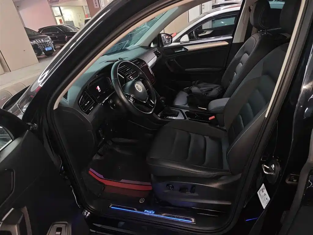 Volkswagen Tiguan L New Energy 2020 — фото 15