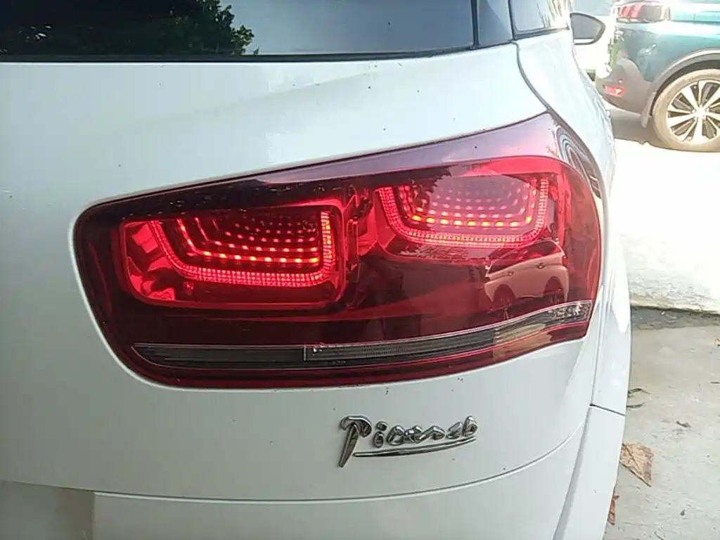 Citroën C4 PICASSO 2019 — фото 8