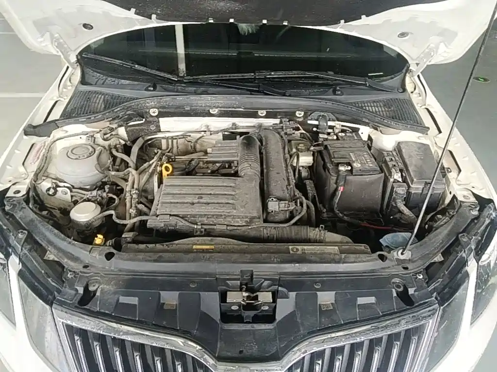 Skoda Octavia 2021 — фото 20