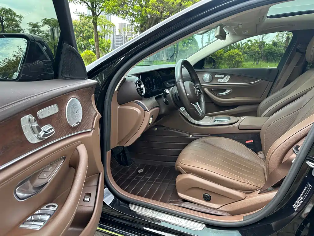Mercedes-Benz E-Class 2020 — фото 4