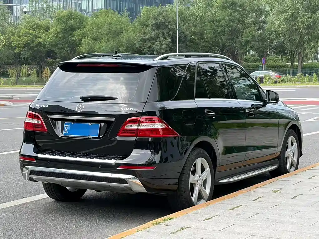 Mercedes-Benz M-Class 2015 — фото 17