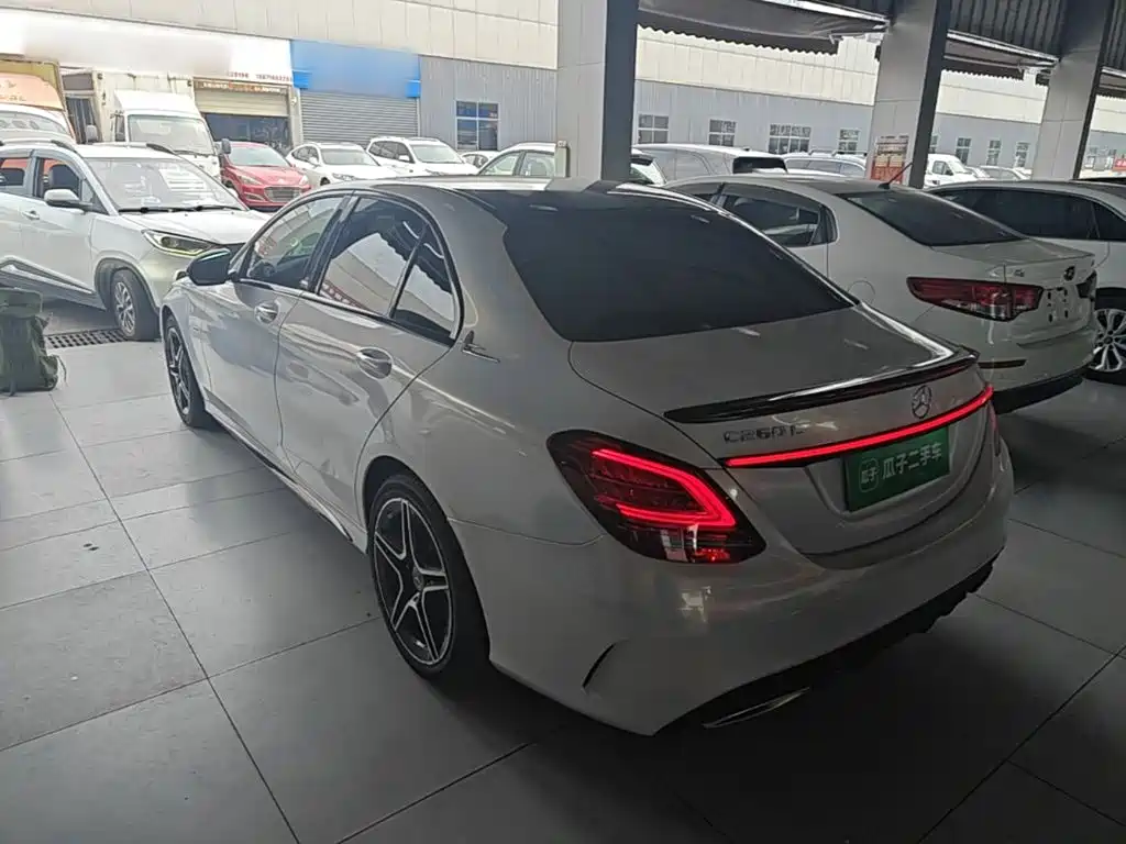 Mercedes-Benz C-Class 2020
