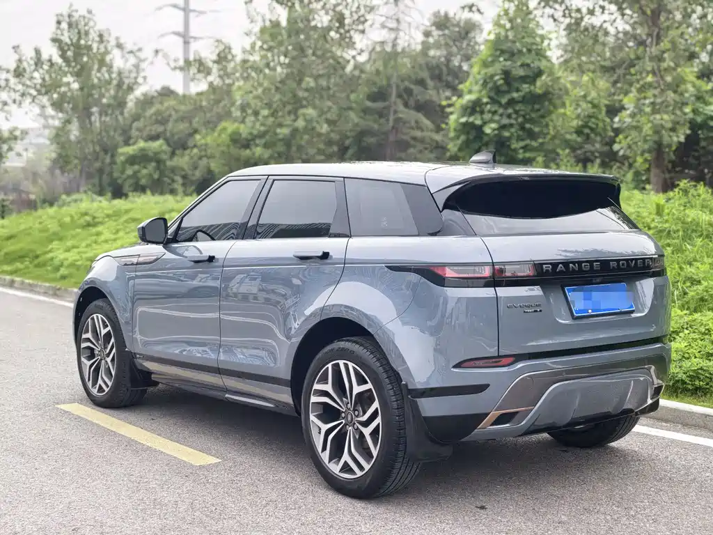 Land Rover Evoque 2021 — фото 12