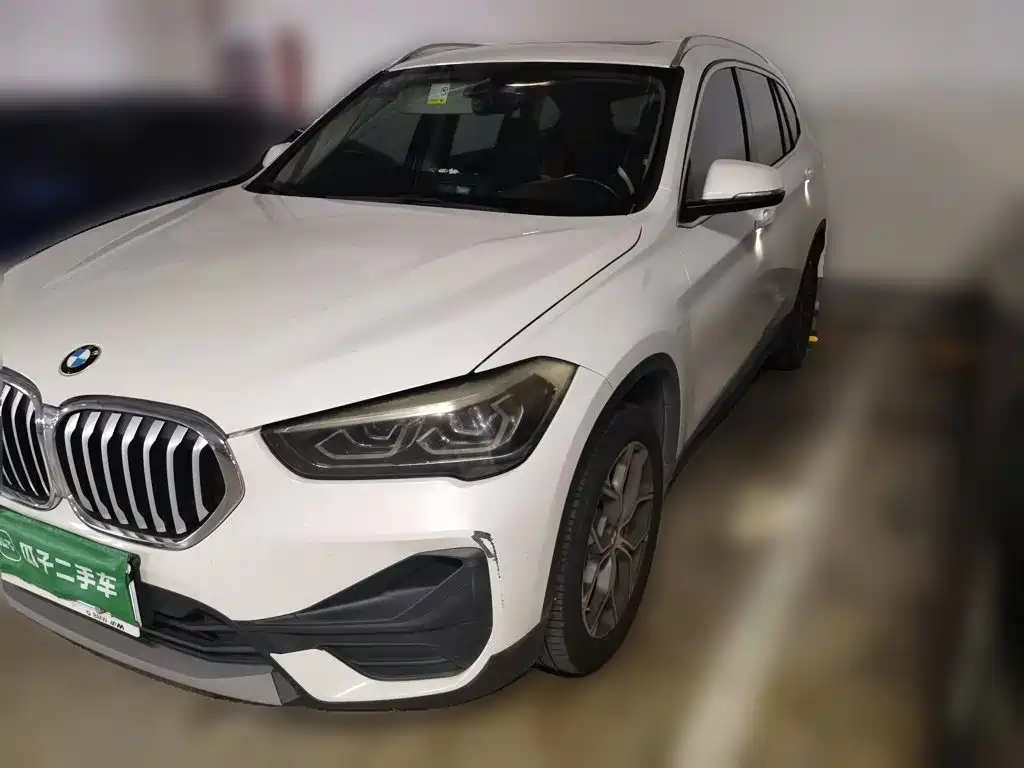 BMW X1 2020 — фото 1
