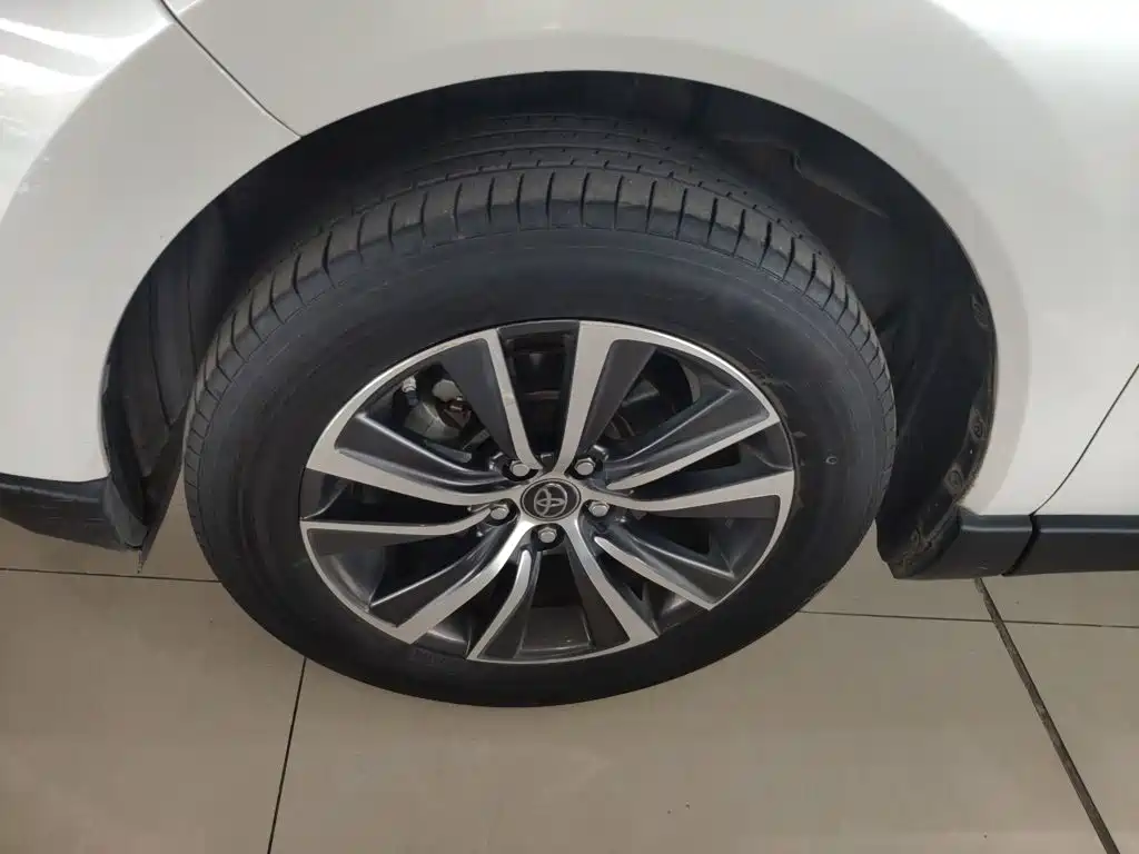 Toyota Harrier 2021 — фото 23