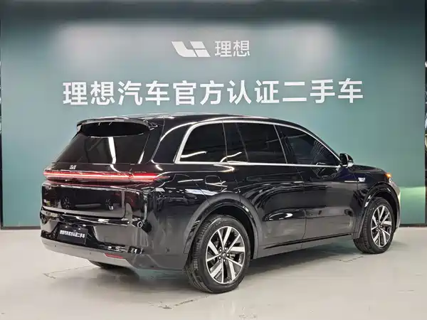 Li Auto L8 2023