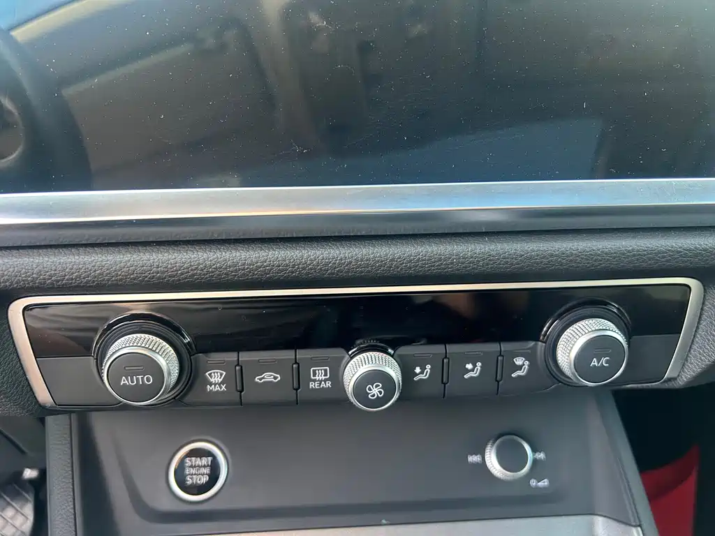 Audi Q3 2023 — фото 13