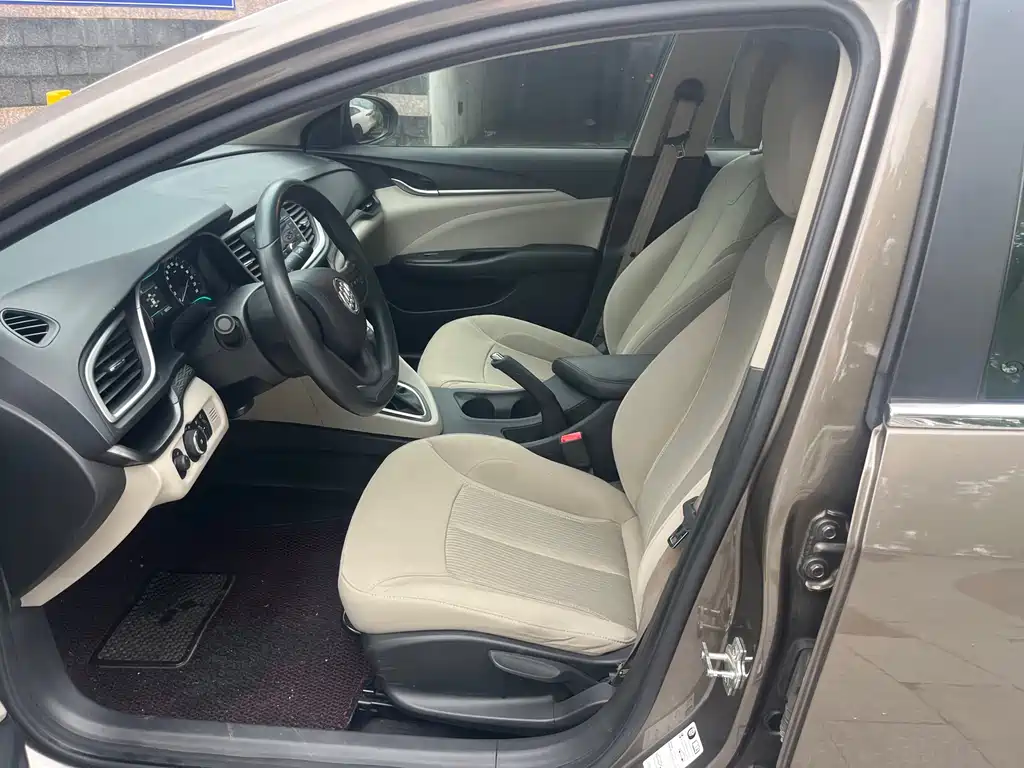 Buick Excelle 2015