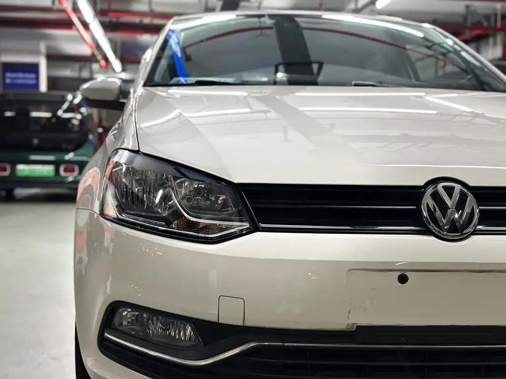 Volkswagen Polo 2015 — фото 8