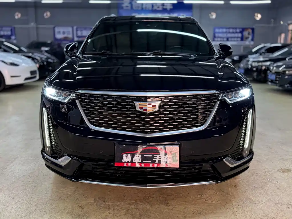 Cadillac XT6 2021 — фото 2