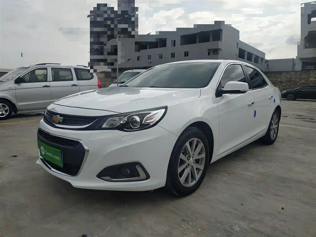 Chevrolet Malibu 2017 — фото 1