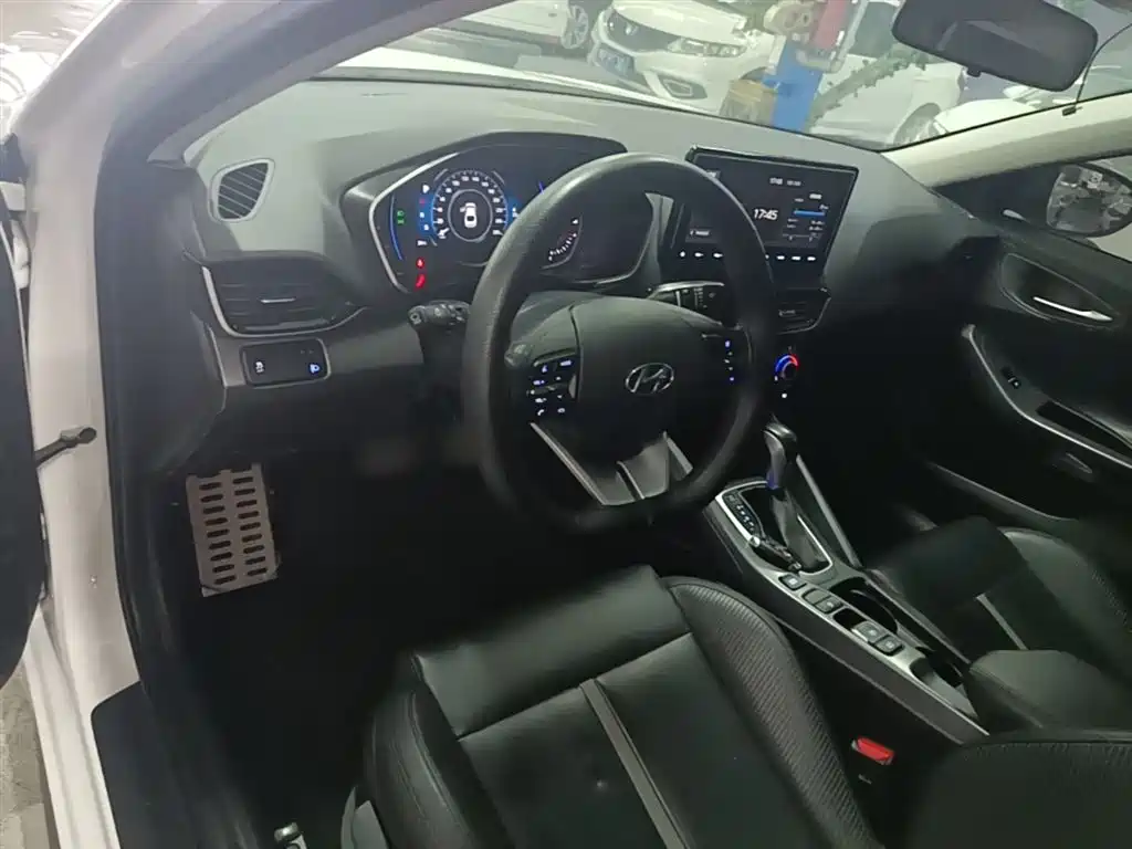 Hyundai Fista 2020 — фото 10