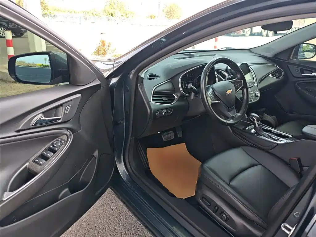 Chevrolet Malibu XL 2022 — фото 16