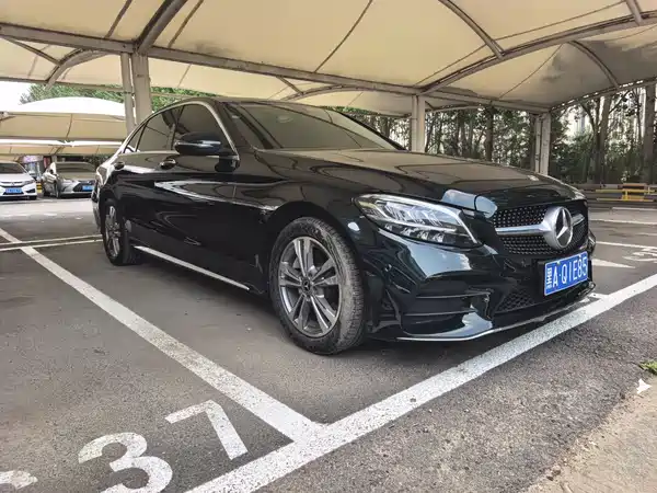 Mercedes-Benz C-Class 2021