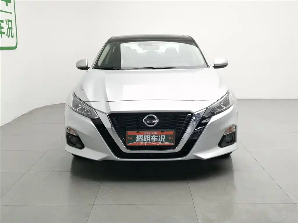 Nissan Teana 2022