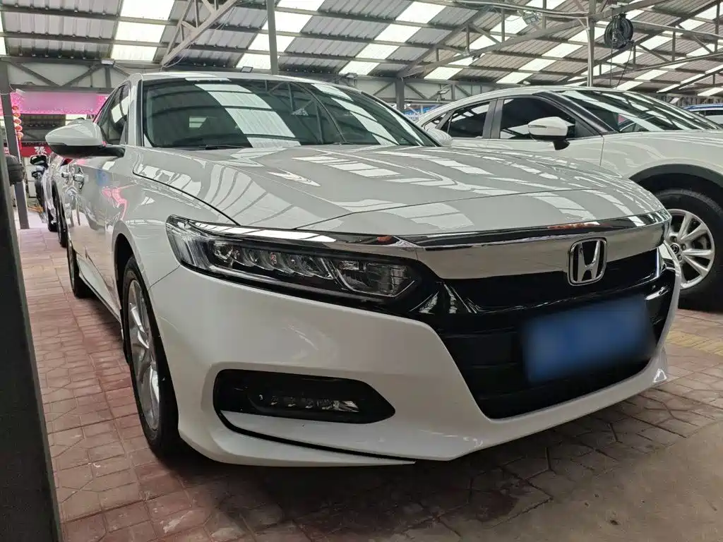 Honda Accord 2021 — фото 9