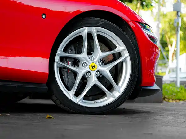 Ferrari Roma 2024