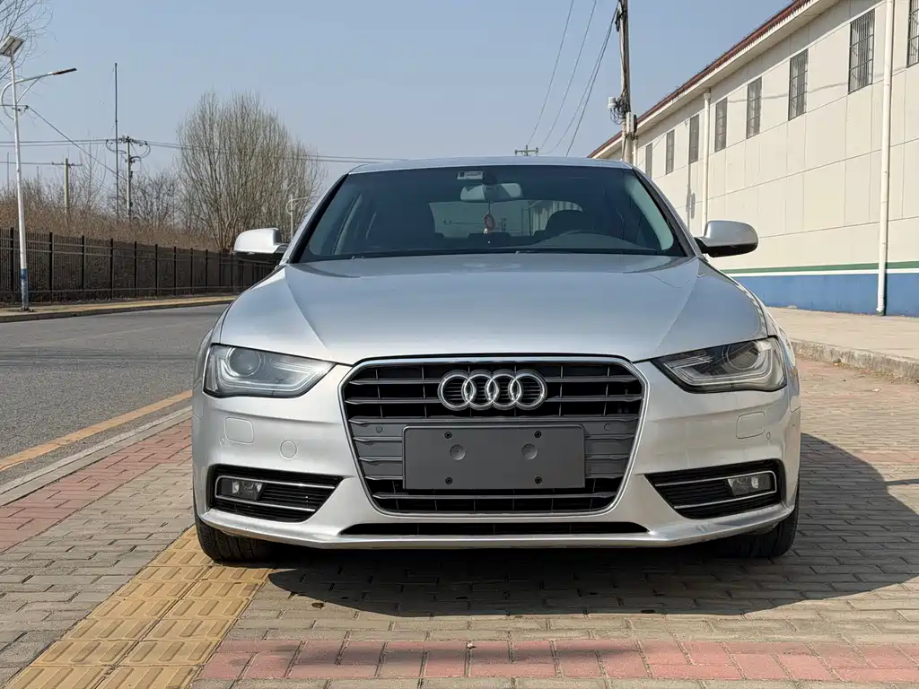 Audi A4L 2014