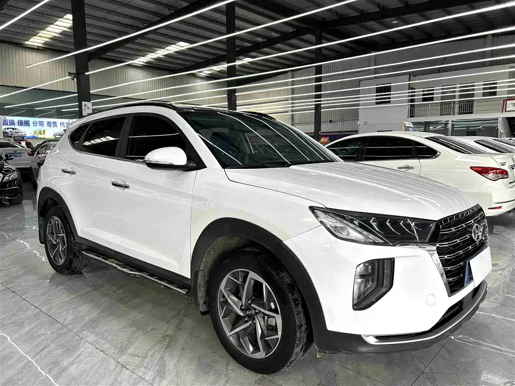 Hyundai Tucson 2021 — фото 3