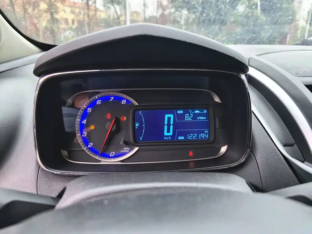 Chevrolet Trax 2016 — фото 12