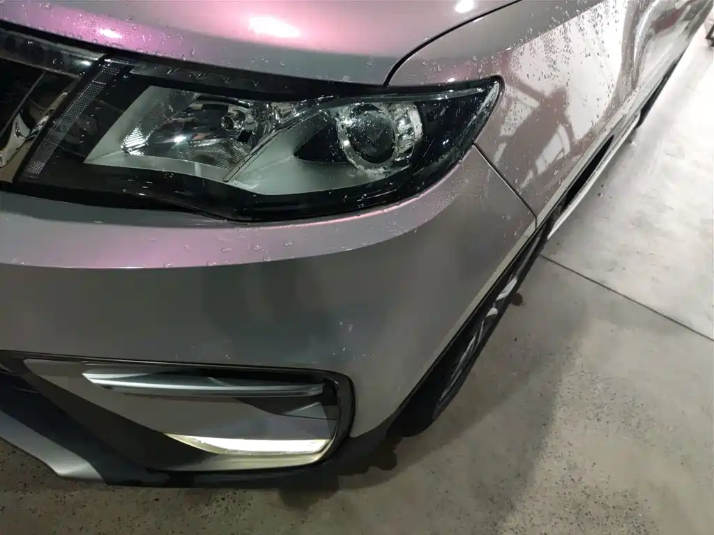 Geely Boyue 2018 — фото 24
