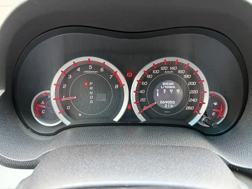 Honda Spirior 2010 — фото 19