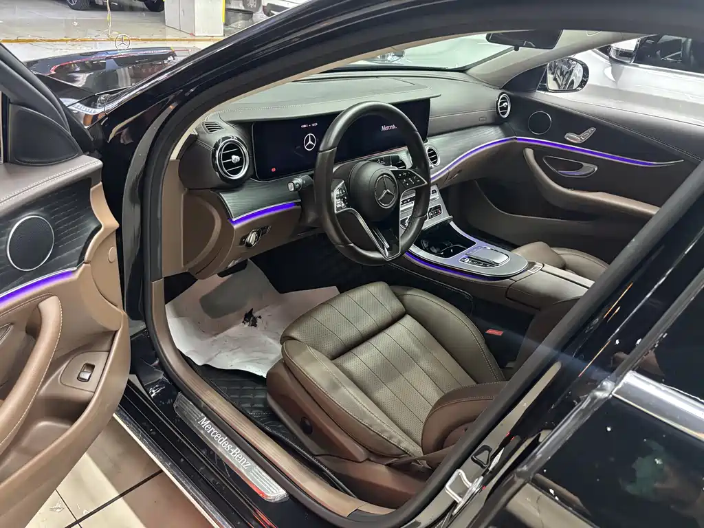 Mercedes-Benz E-Class 2023