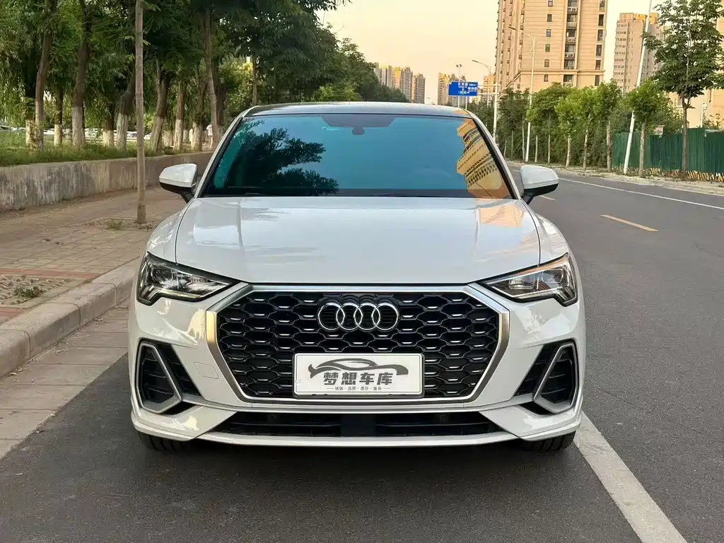 Audi Q3 Sportback 2021 — фото 2
