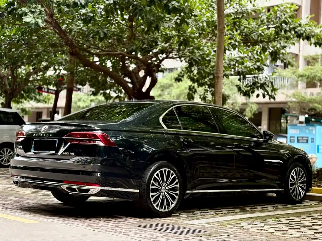 Volkswagen Phideon 2019 — фото 21