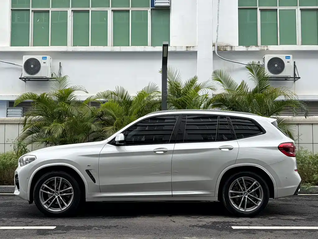 BMW X3 2018 — фото 6