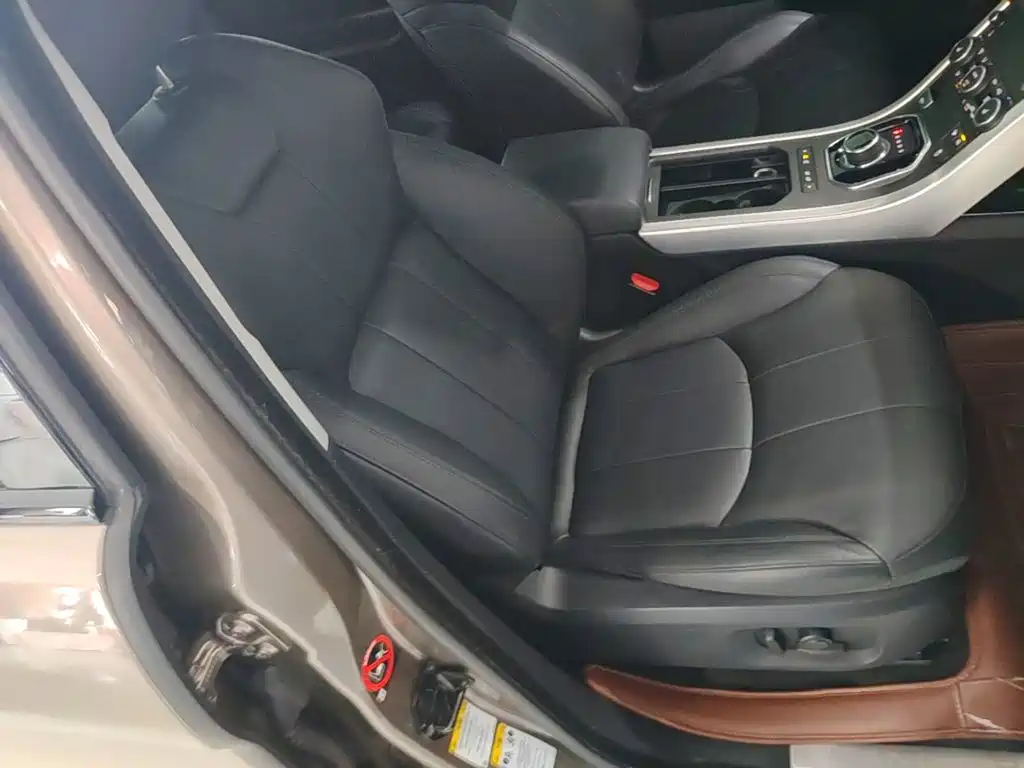 Land Rover Range Rover Evoque 2017 — фото 25