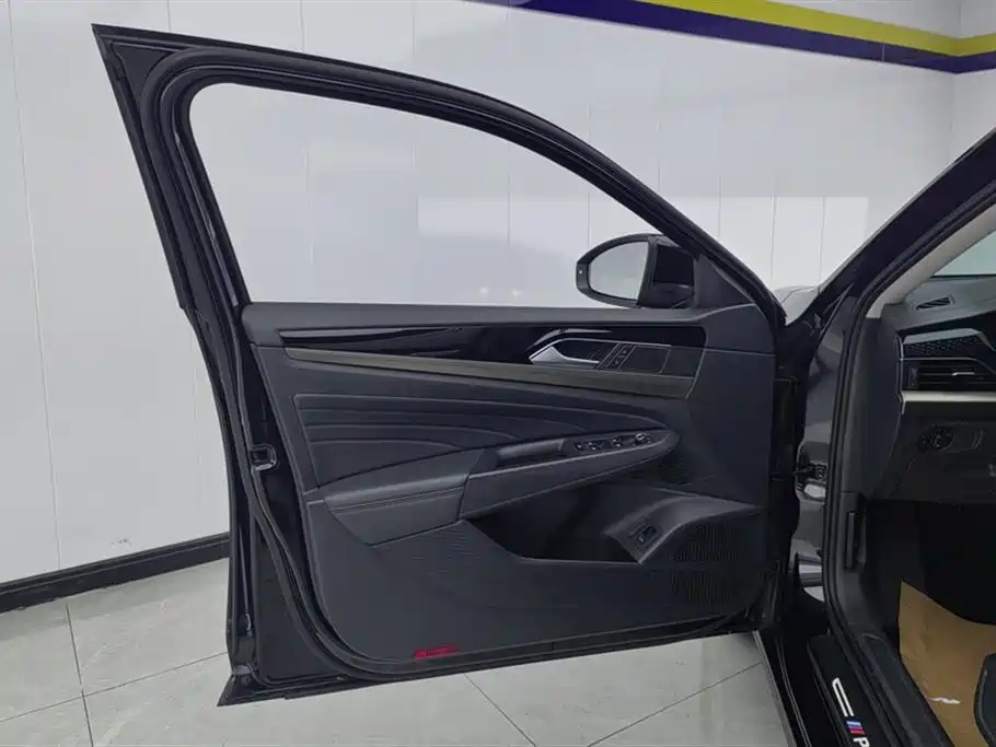 Volkswagen Passat 2021