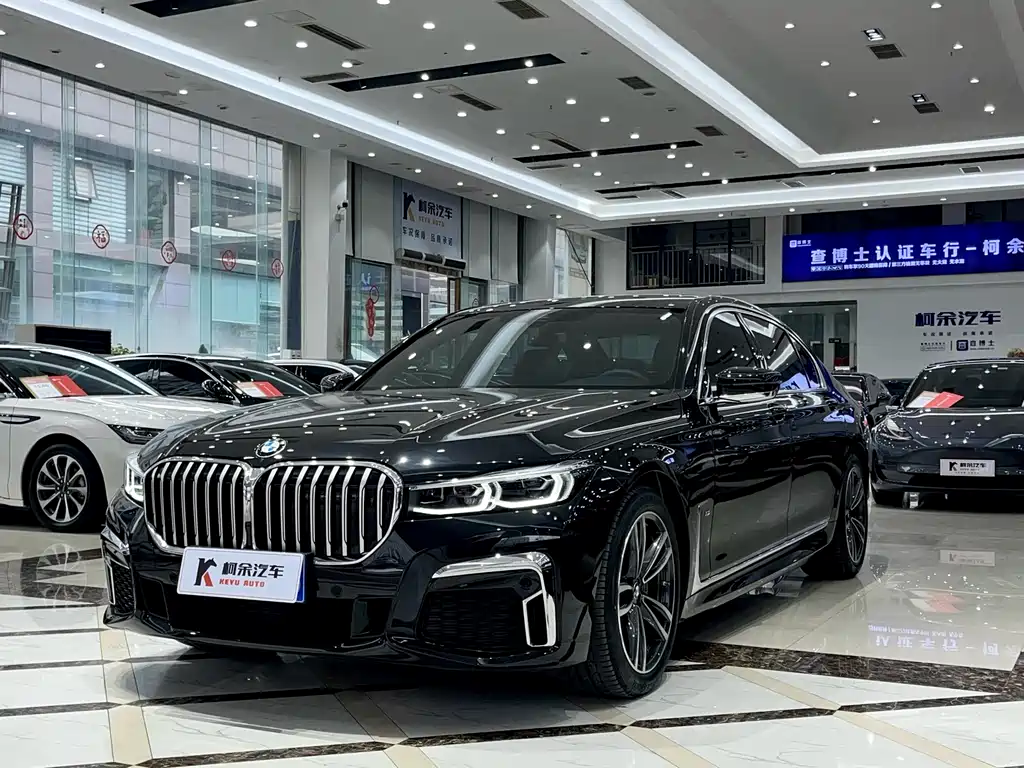 BMW 7 Series 2019 — фото 2