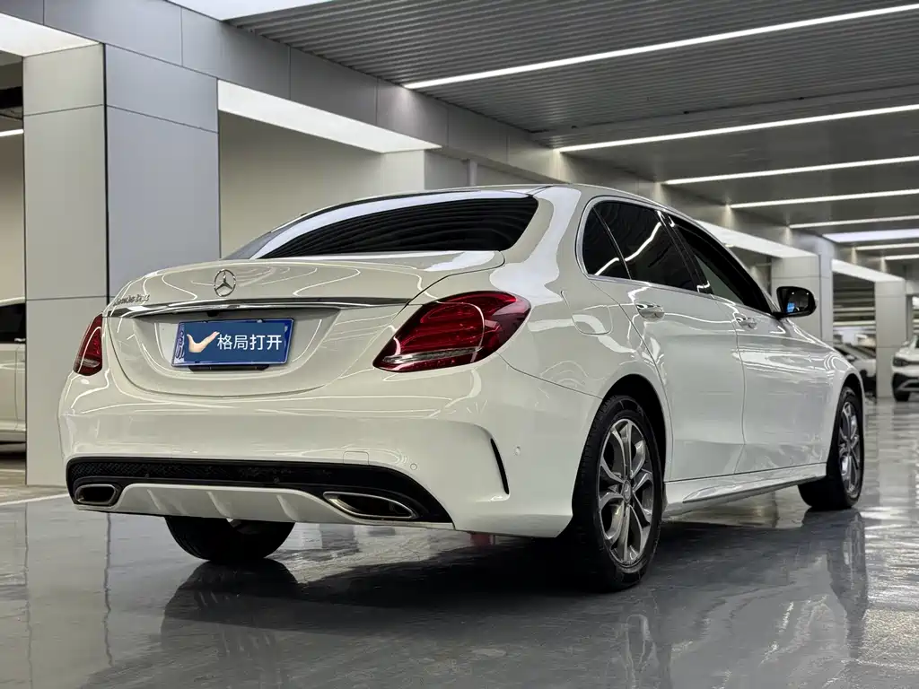 Mercedes-Benz C-Class 2015 — фото 10