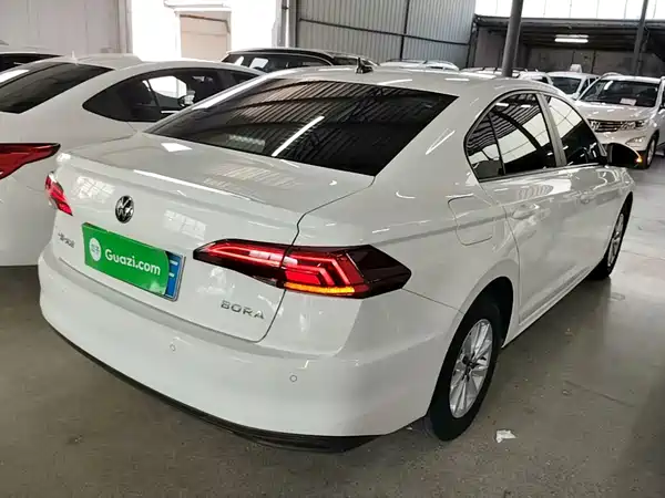 Volkswagen Bora 2022