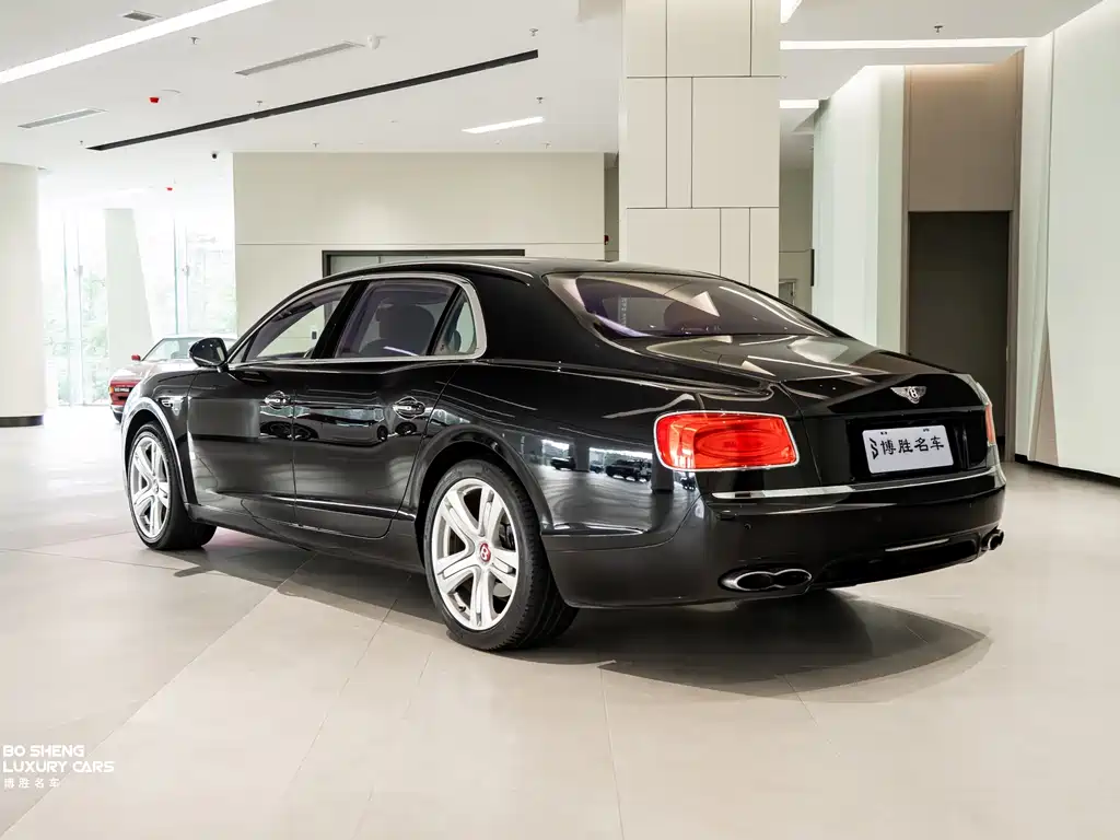 Bentley Continental 2012 — фото 30